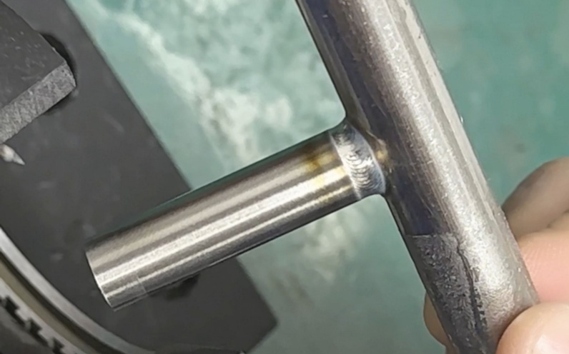 光纤激光焊接机工作原理详