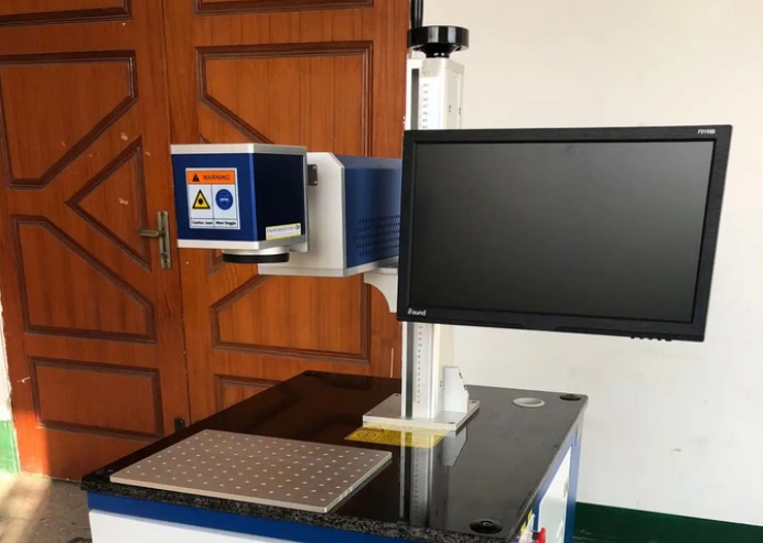 紫外激光打标机在电池行业应用