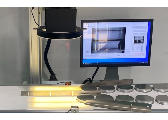 CCD视觉定位激光打标机带自动上料功能：实现高效精准的工业自动化打标解决方案