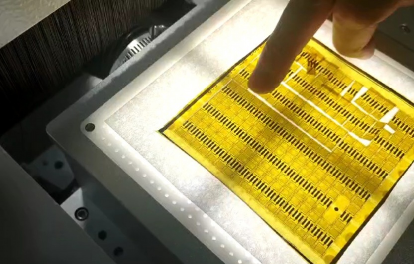 激光模切机客户实测对比：国产VS进口