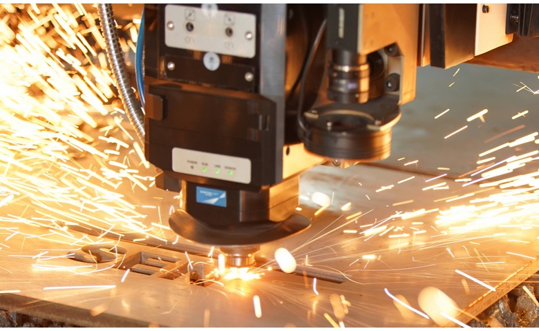 小幅面激光切割机功率衰减原因与维护全攻略